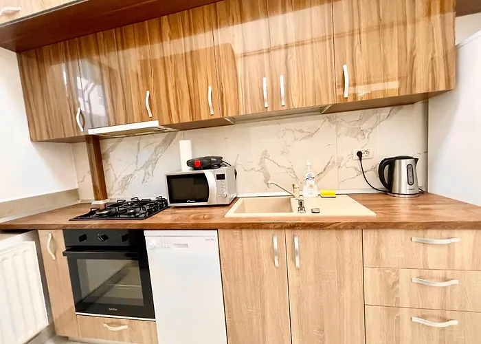 Address 13 - Palace Of Parliament Area * ブカレスト